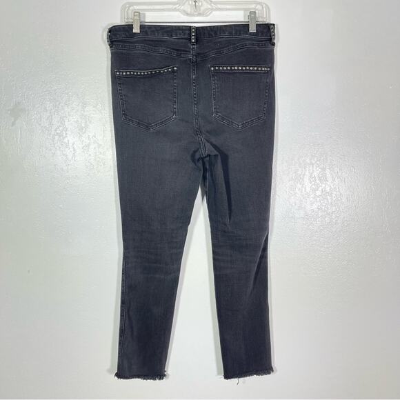 Free People Black Studded Jeans Distressed, Raw Hem Size 31. Excellent condition - Picture 4 of 8